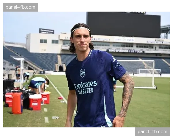 从重伤到重生：博洛尼亚后卫卡拉菲奥里专访