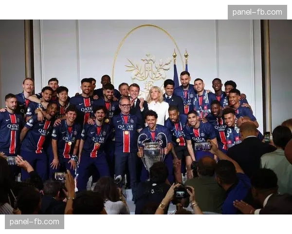 赛后通讯:远征球迷记录巴黎圣日耳曼三天内的第二个客场比赛 赛后通讯:远征球迷记录巴黎圣日耳曼三天内的第二个客场比赛